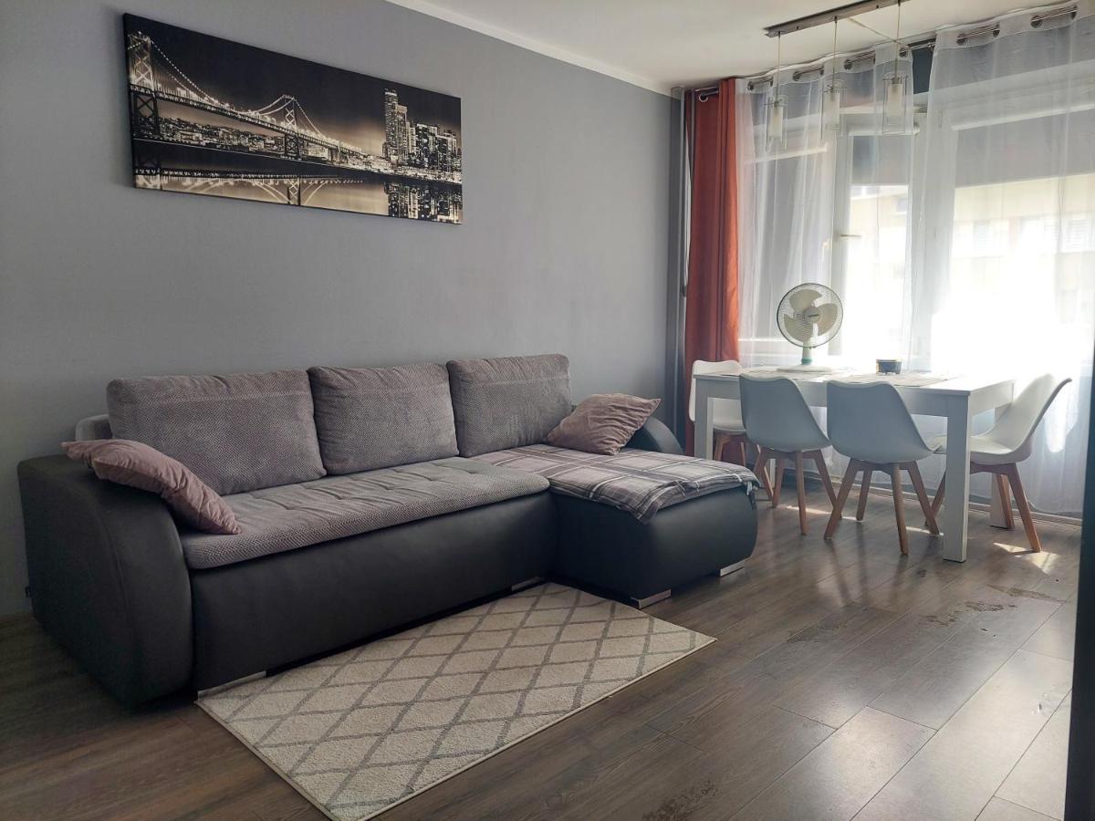 科宁Apartament W18 Mieszkanie Dla Wszystkich公寓 外观 照片